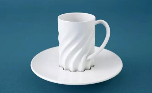 工業(yè)設(shè)計(jì)推薦:“重新設(shè)計(jì)口杯”