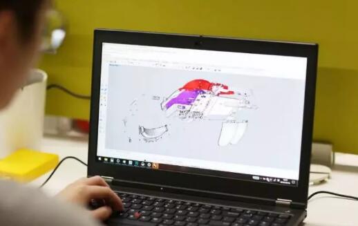 深圳工業設計師必備裝備之筆記本神獸
